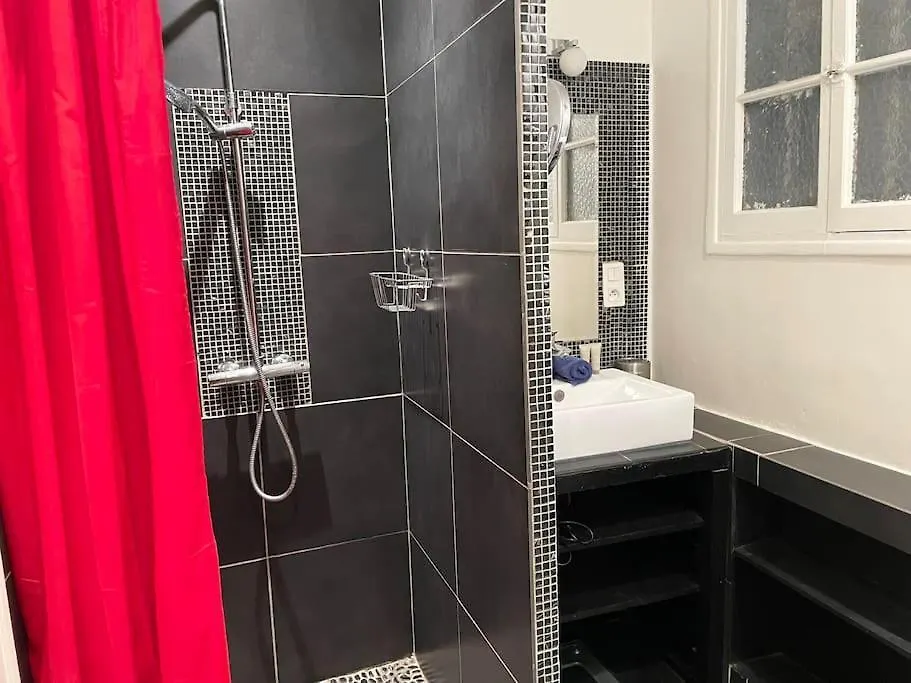 Homelivia, Luxueux Appartement Avec Jardin Prive Nice