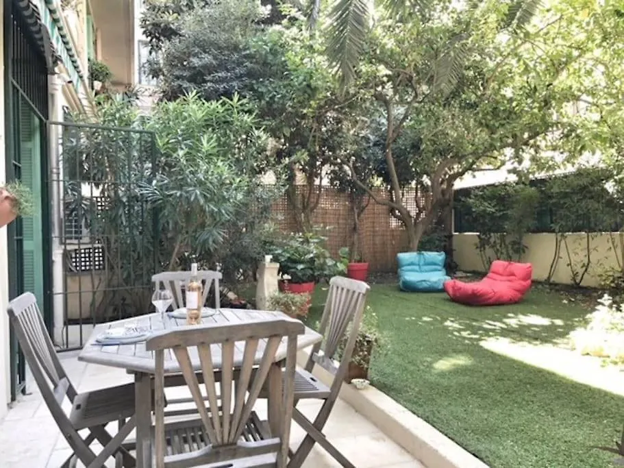 Homelivia, Luxueux Appartement Avec Jardin Prive Nice 0*,  France
